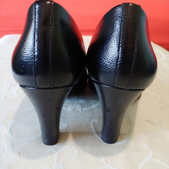 Aerosoles heel rest shoes - Picture 9 of 9